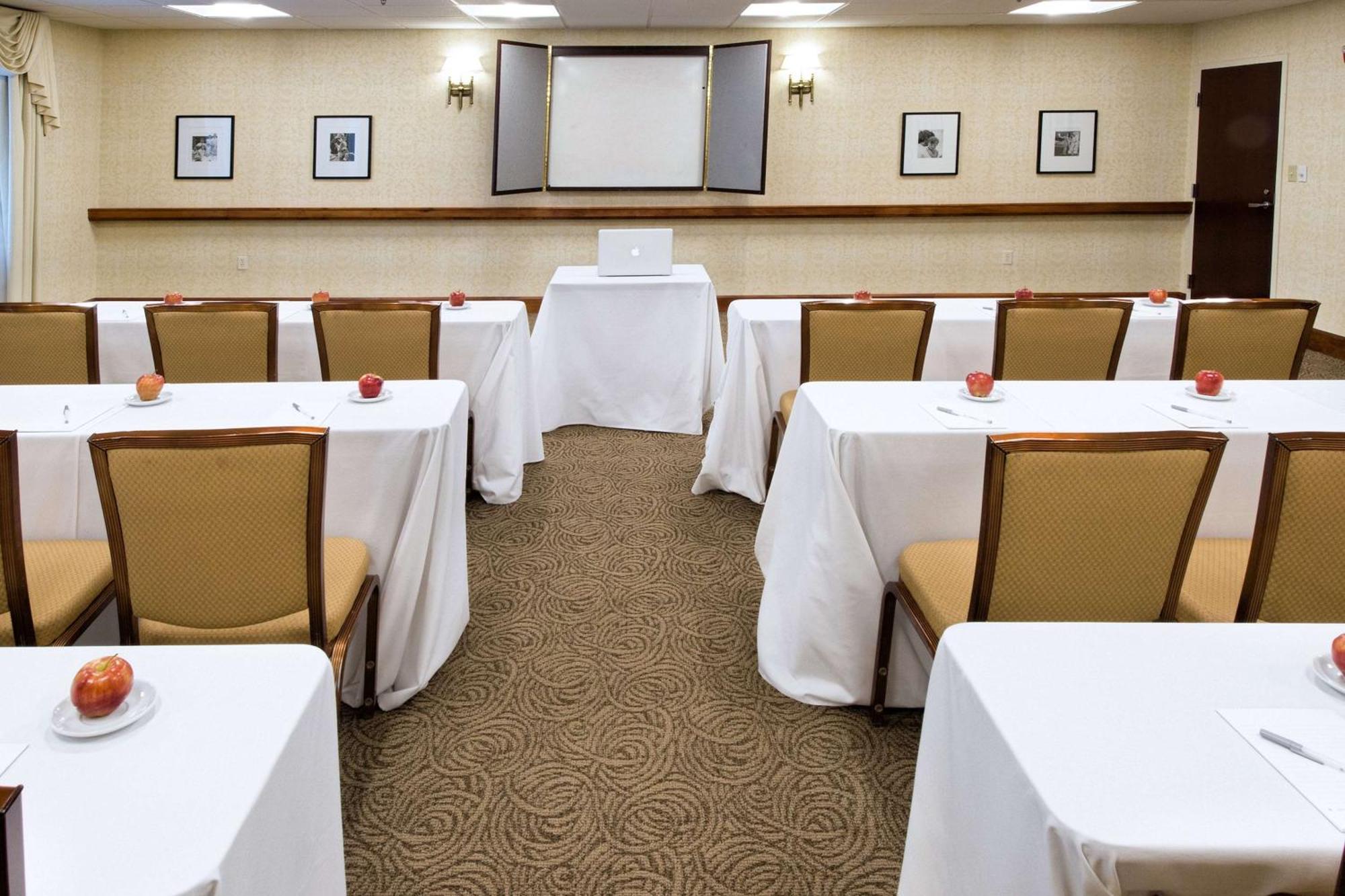 Hampton Inn Boston-Norwood Exterior foto